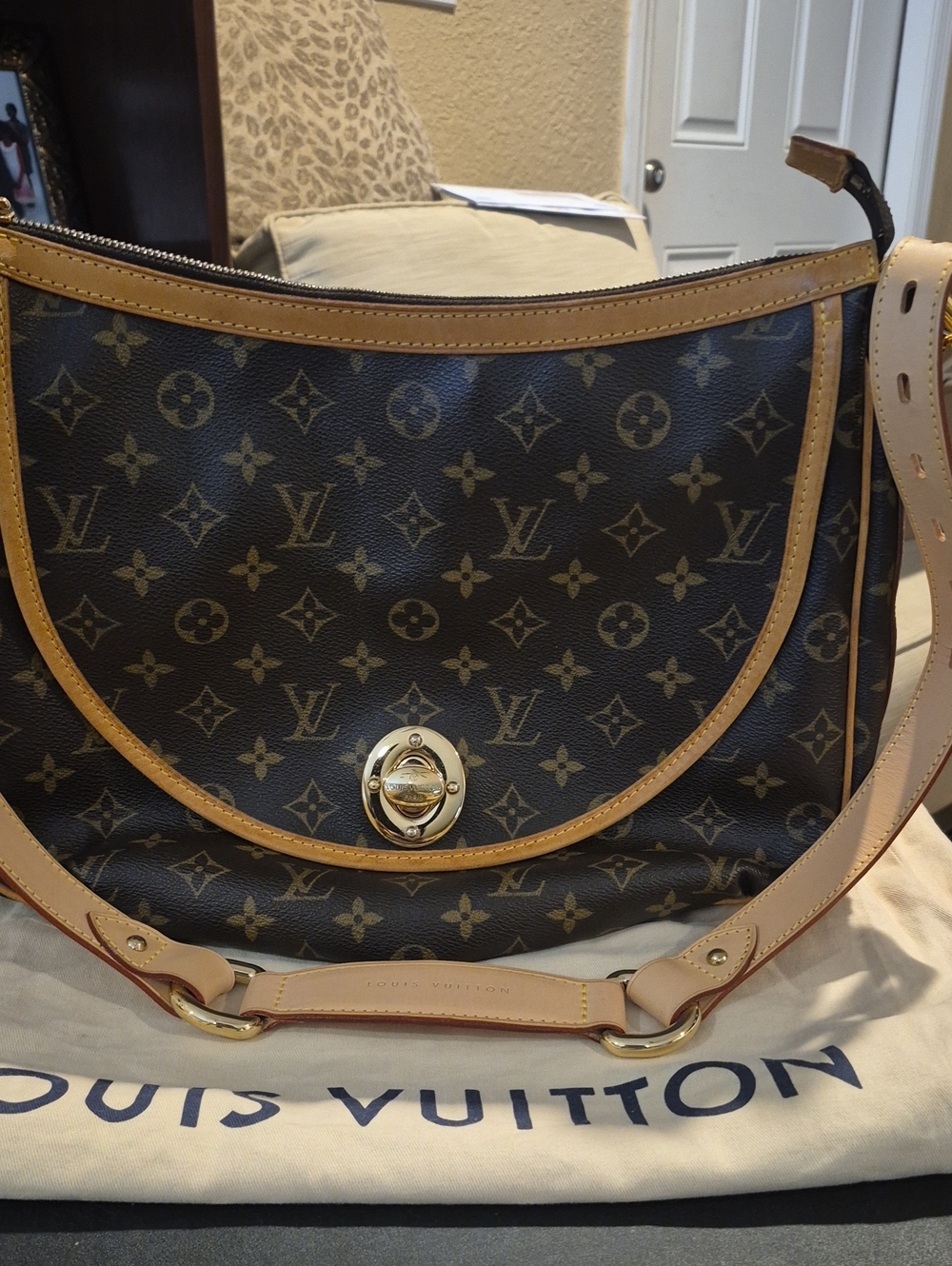 Louis Vuitton Monogram Tulum GM